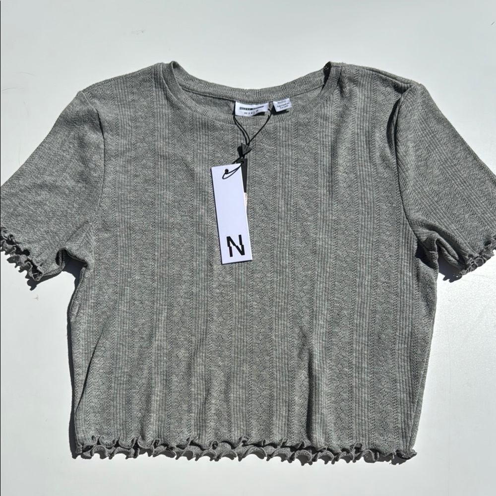 Noisy May Gray Ribbed Baby Tee Lettuce Hem Cropped Top NWT